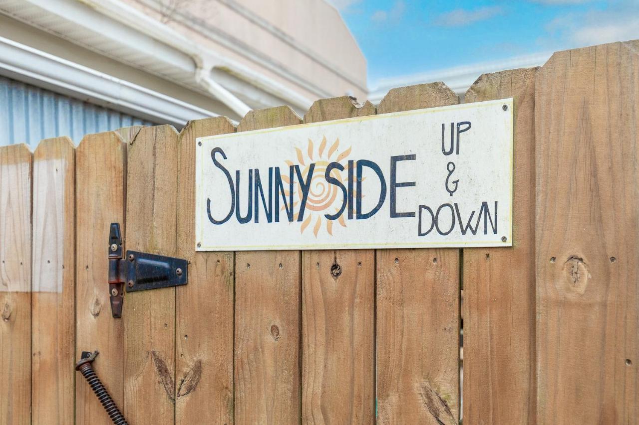 23 Center St - Sunny Side Down - Downstairs Apartment Folly Beach Zewnętrze zdjęcie